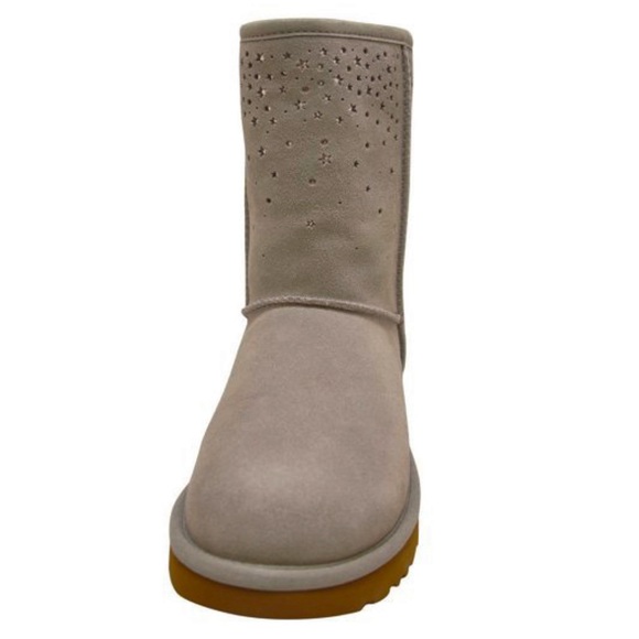 UGG • Seal Gray Gleaming Stargirl Classic Boots - Picture 3 of 10